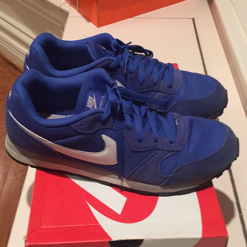 Nike MD Runner 2